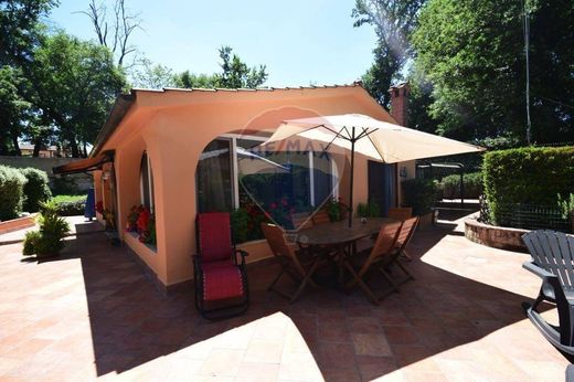 Villa in Rome, Latium