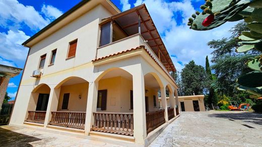 Villa in Rome, Latium