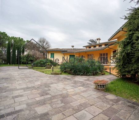 Villa à Santarcangelo di Romagna, Provincia di Rimini