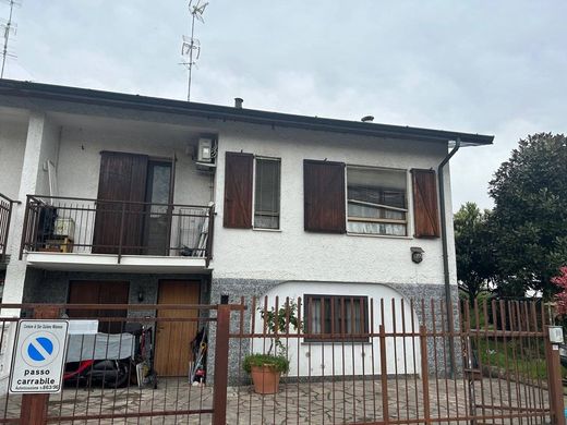 Villa - San Giuliano Milanese, Milão