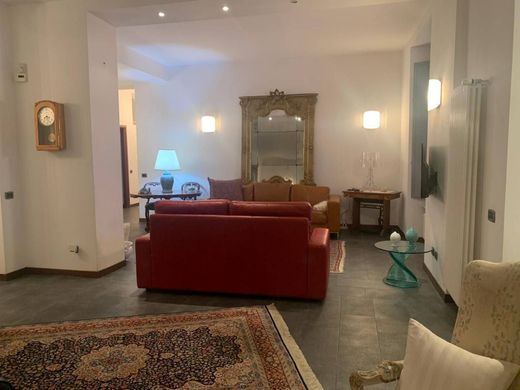 Appartement in Como, Provincia di Como