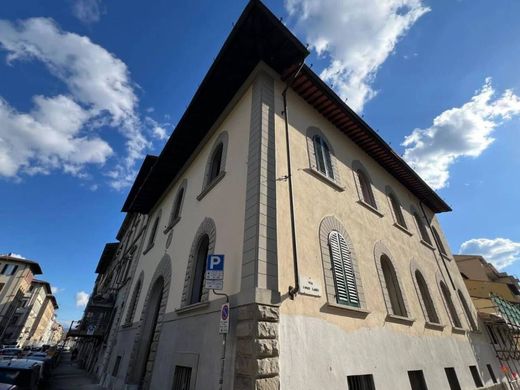 ﺷﻘﺔ ﻓﻲ فلورنسا
, Province of Florence