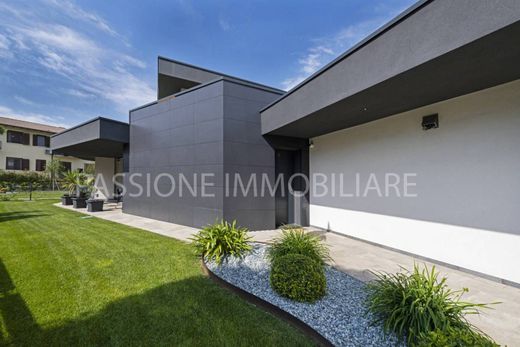 Villa en Capriano del Colle, Provincia di Brescia
