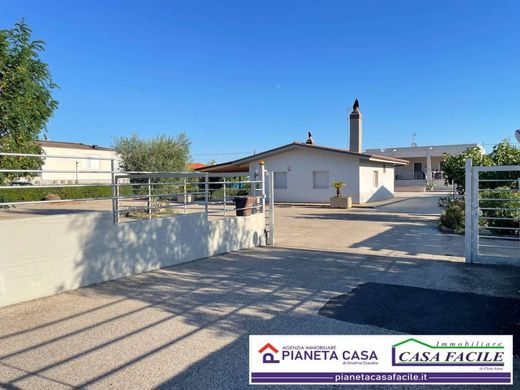 Villa en Matera, Provincia di Matera