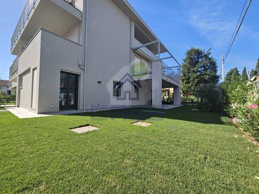 Διαμέρισμα σε Desenzano del Garda, Provincia di Brescia