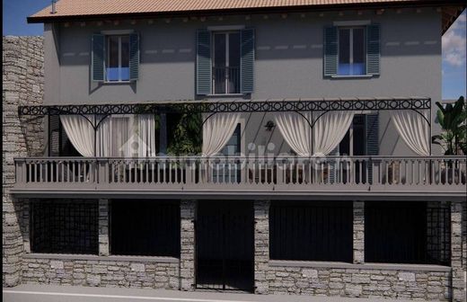 Luxury home in Gargnano, Provincia di Brescia