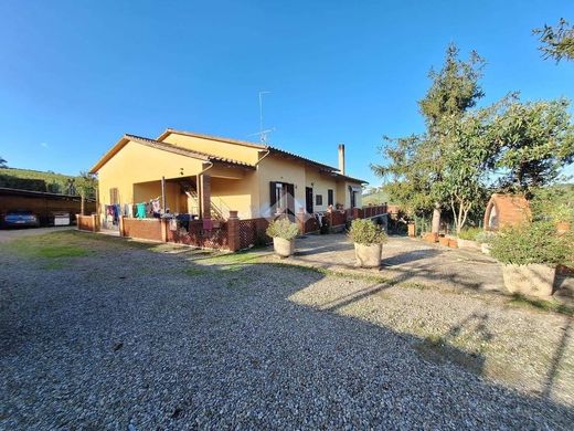 Luxury home in San Gimignano, Province of Siena