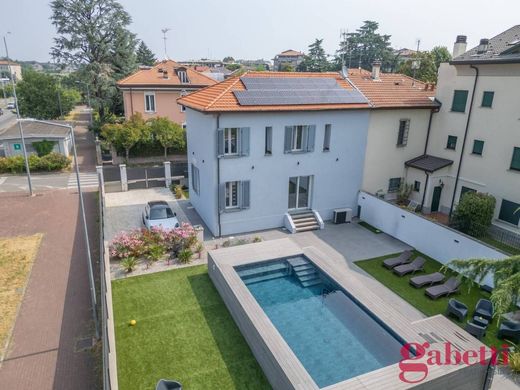 别墅  蒙扎, 蒙萨和布里安萨省