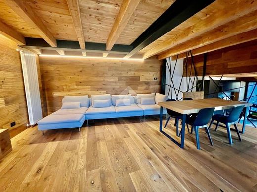 Luxury home in Temù, Provincia di Brescia