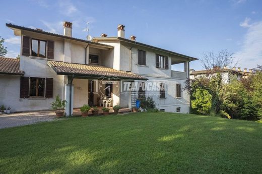 Villa en Montichiari, Provincia di Brescia