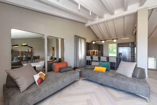 Willa w Polpenazze del Garda, Provincia di Brescia