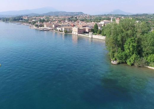 Piso / Apartamento en Lazise, Provincia di Verona