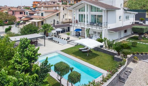 Villa à Guidonia Montecelio, Rome