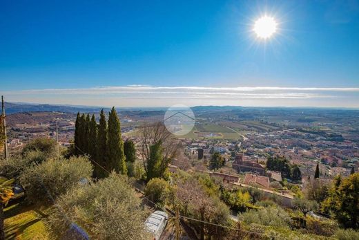 Villa - Cavaion Veronese, Provincia di Verona