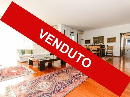 Appartamento a Milano, Lombardia