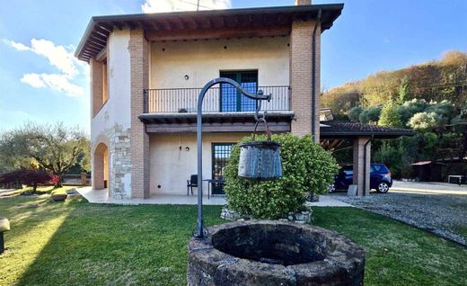 Villa Gavardo-Sopraponte, Brescia ilçesinde