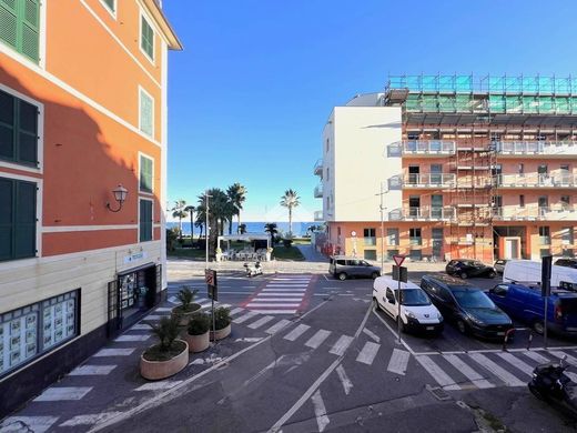 Квартира, Loano, Provincia di Savona