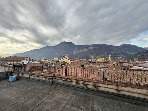 Appartement in Trente, Provincia autonoma di Trento