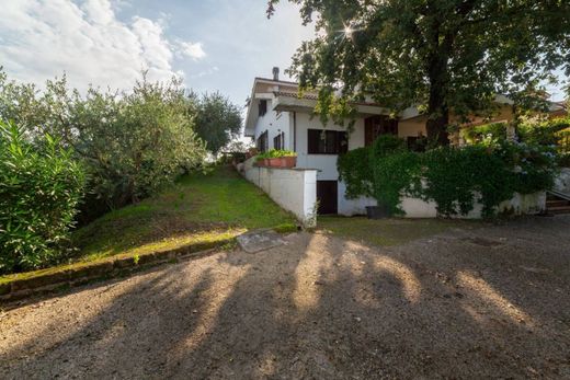 Villa in Guidonia Montecelio, Rome