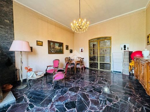 Casa di lusso a Rivoli, Provincia di Torino