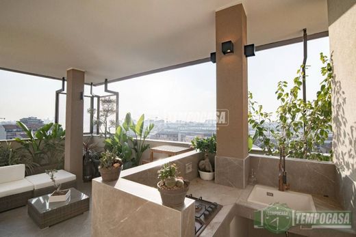 ‏דירת פנטהאוז ב  Sesto San Giovanni, Città metropolitana di Milano