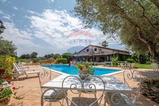 Villa in Caltagirone, Catania
