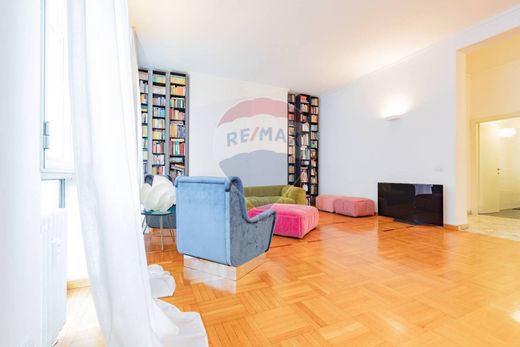 Apartment / Etagenwohnung in Mailand, Lombardei