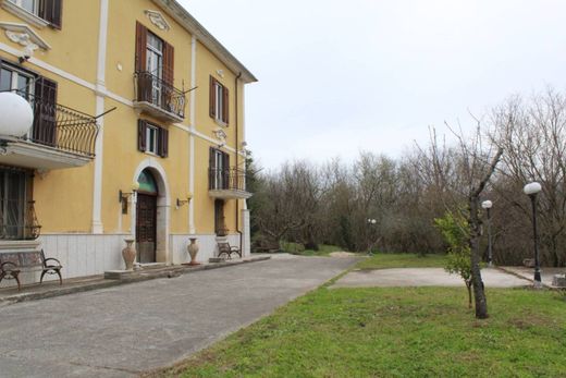 Villa in Avellino, Provincia di Avellino