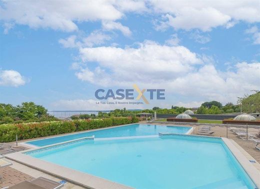 联排别墅  Moniga del Garda, 布雷西亚省