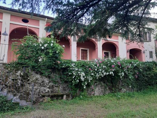 Villa a Bobbio, Piacenza