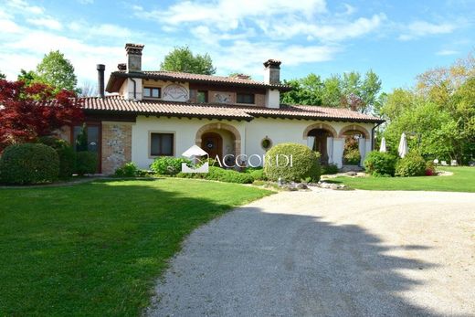 Villa Moriago della Battaglia, Treviso ilçesinde