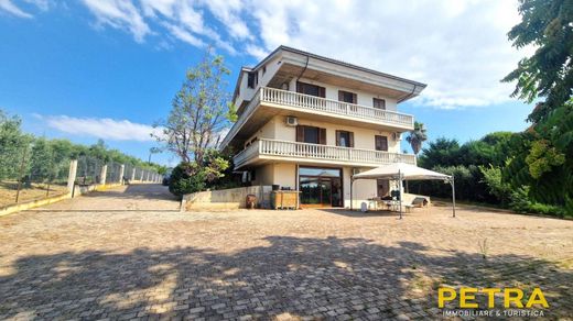 Villa in Colonnella, Provincia di Teramo