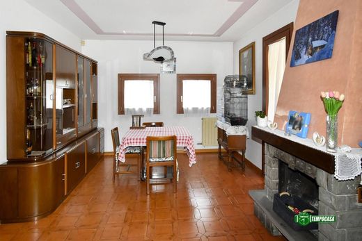 Villa Pregnana Milanese, Milano ilçesinde