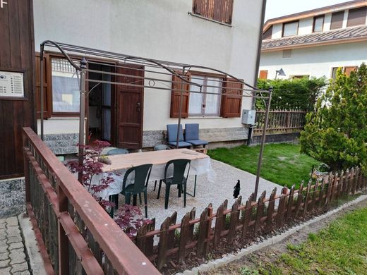 Apartment in Oulx, Turin