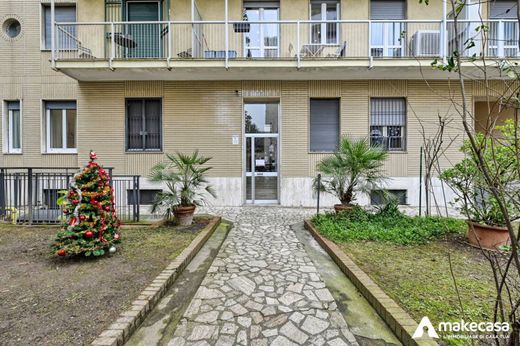 Apartment / Etagenwohnung in Mailand, Lombardei