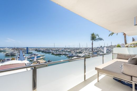 Puerto Banús, マラガのペントハウス