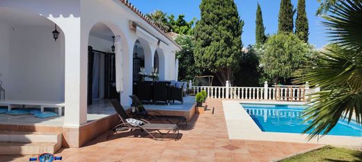 Villa in Nueva Andalucia, Malaga