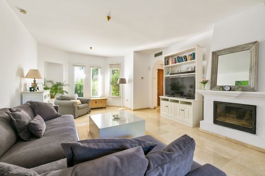 Chalet Pareado en Estepona, Málaga