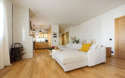 Apartment in Puerto Banus, Malaga