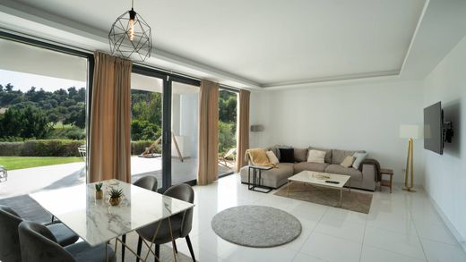 Apartment in Benahavís, Malaga