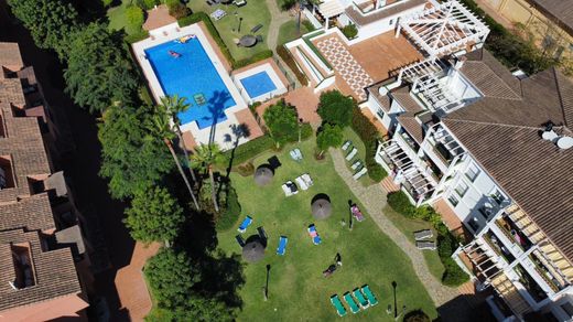 Apartment in San Pedro de Alcántara, Malaga