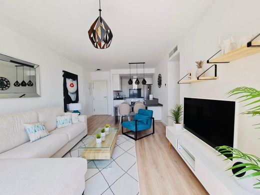 Apartamento - Nueva Andalucia, Málaga
