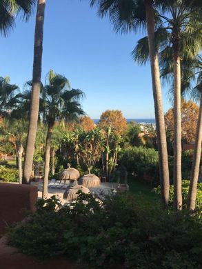 Penthouse in Puerto Banus, Malaga