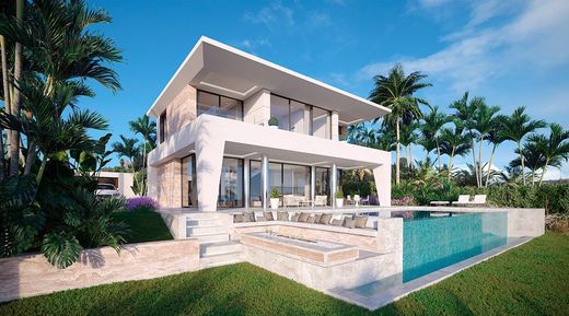 Villa in Estepona, Malaga