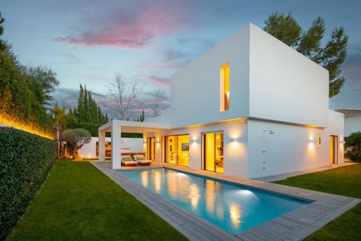 Villa in San Pedro de Alcántara, Málaga