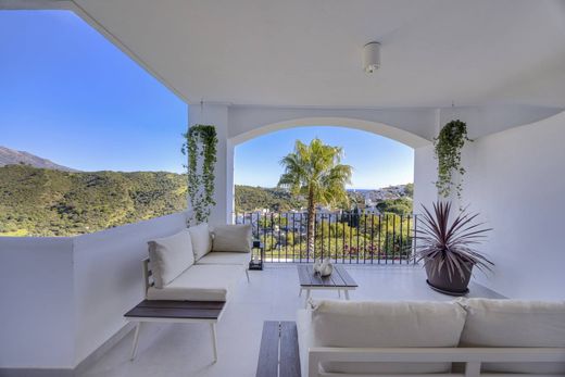 Apartment / Etagenwohnung in Benahavís, Málaga