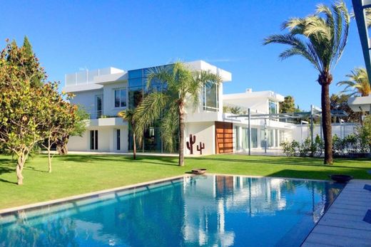 Villa in San Pedro de Alcántara, Malaga