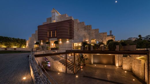 Villa in Marbella, Malaga