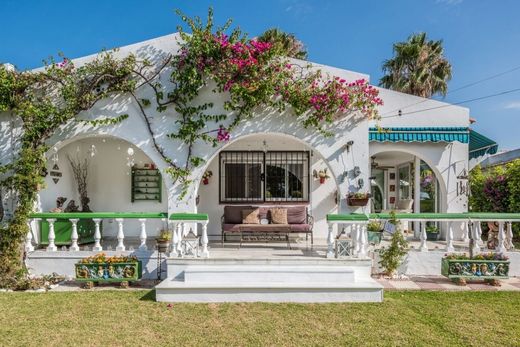 Villa in Estepona, Malaga