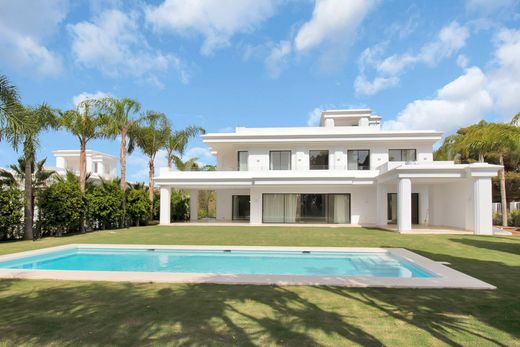 Villa in The Golden Mile, Malaga